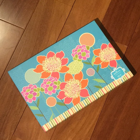 Hallmark Stationary Set - Picture 2 of 3